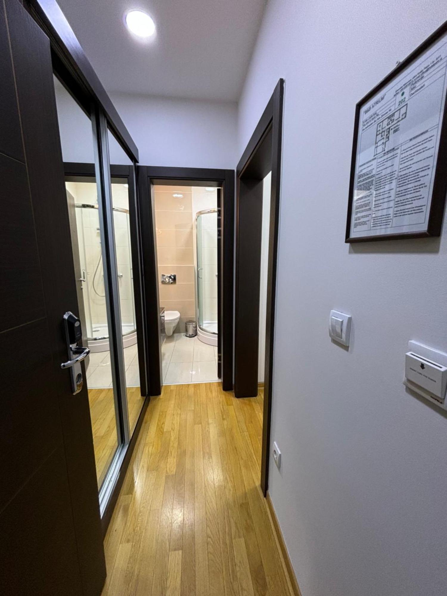 مبيت وإفطار سريمسكا ميتروفيكا Atrium المظهر الخارجي الصورة