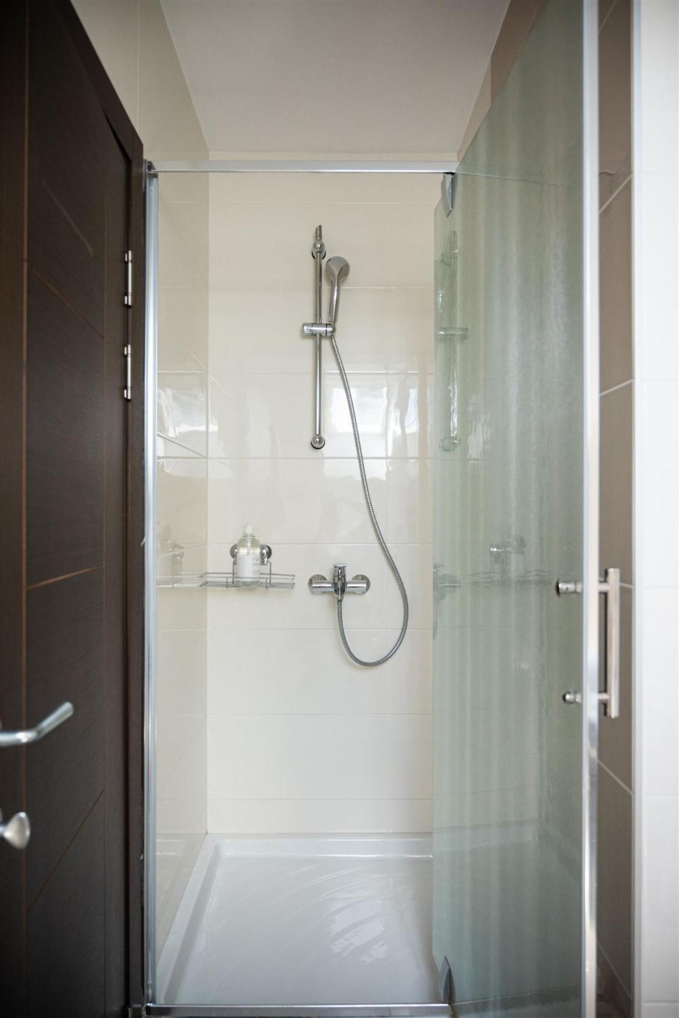 مبيت وإفطار سريمسكا ميتروفيكا Atrium المظهر الخارجي الصورة